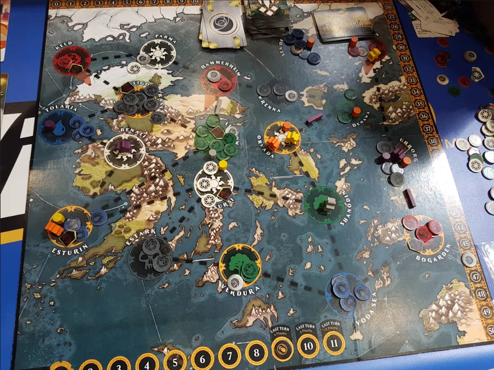 Magic The Gathering. Heroes of Dominaria. Board Game (English Version)